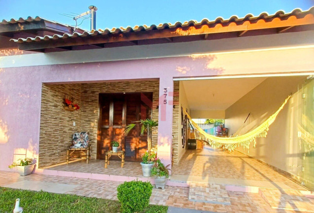 Imagem Casa com 3 Quartos à Venda, em Capão Da Canoa Imagem Casa com 3 Quartos à Venda, em Capão Da Canoa
