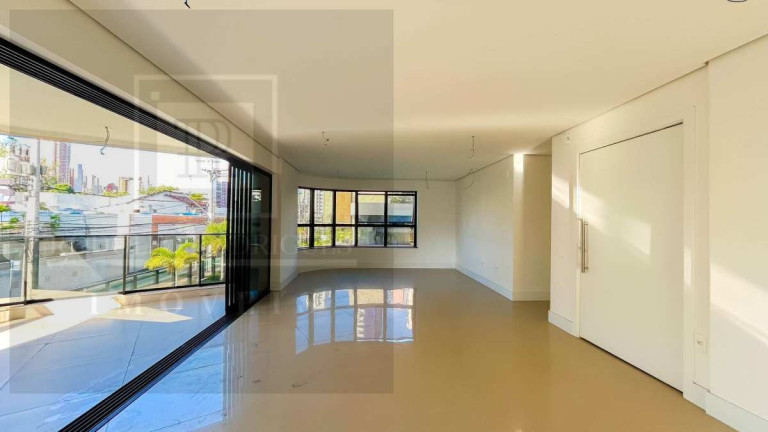 Imagem Apartamento com 4 Quartos à Venda, 254 m² em Meireles - Fortaleza Imagem Apartamento com 4 Quartos à Venda, 254 m² em Meireles - Fortaleza