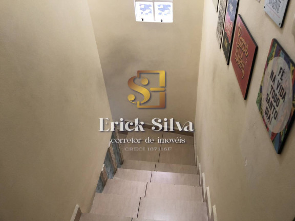 Imagem Casa com 3 Quartos à Venda, 210 m² em Vila Osasco - Osasco