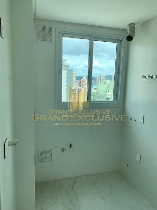Imagem Apartamento com 3 Quartos à Venda, 151 m² em Centro - Balneário Camboriú Imagem Apartamento com 3 Quartos à Venda, 151 m² em Centro - Balneário Camboriú