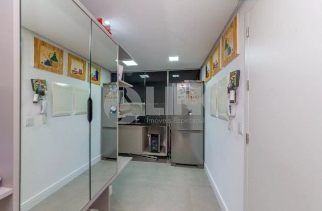 Imagem Apartamento com 2 Quartos à Venda, 81 m² em Bela Vista - Porto Alegre