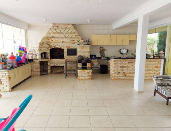 Imagem Casa com 6 Quartos à Venda, 674 m² em Cidade Nova Peruibe - Peruíbe Imagem Casa com 6 Quartos à Venda, 674 m² em Cidade Nova Peruibe - Peruíbe