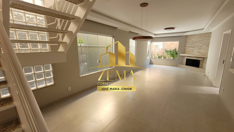Imagem Casa com 4 Quartos à Venda, 275 m² em Vila Oliveira - Mogi Das Cruzes Imagem Casa com 4 Quartos à Venda, 275 m² em Vila Oliveira - Mogi Das Cruzes