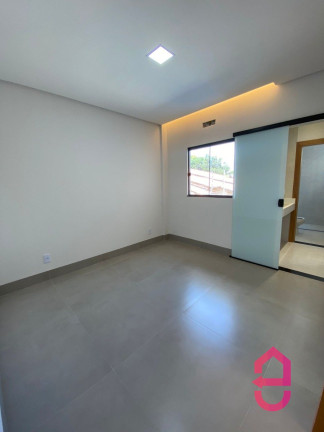 Imagem Sobrado com 3 Quartos à Venda, 190 m² em Jardim Presidente - Goiânia Imagem Sobrado com 3 Quartos à Venda, 190 m² em Jardim Presidente - Goiânia