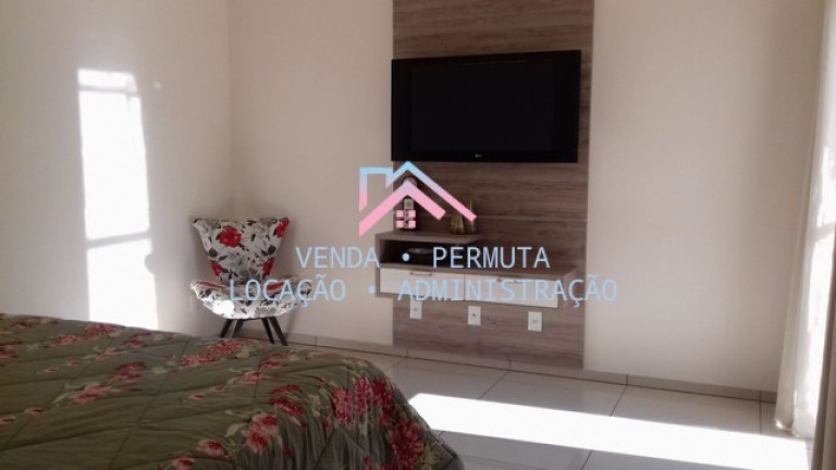 Imagem Sobrado com 3 Quartos à Venda,  em Jardim Colônia - Jundiaí