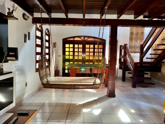 Imagem Sobrado com 4 Quartos à Venda, 265 m² em Martim De Sá - Caraguatatuba Imagem Sobrado com 4 Quartos à Venda, 265 m² em Martim De Sá - Caraguatatuba