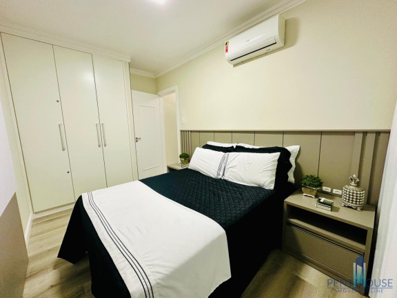 Imagem Apartamento com 2 Quartos à Venda, 65 m² em Centro - Balneário Camboriú
