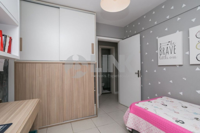 Imagem Apartamento com 3 Quartos à Venda, 92 m² em Nonoai - Porto Alegre Imagem Apartamento com 3 Quartos à Venda, 92 m² em Nonoai - Porto Alegre