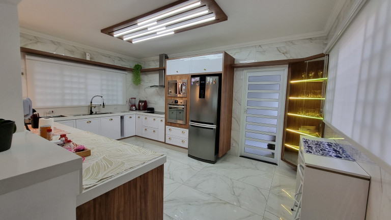 Imagem Casa com 4 Quartos à Venda, 450 m² em Jardim Do Lago - Atibaia Imagem Casa com 4 Quartos à Venda, 450 m² em Jardim Do Lago - Atibaia