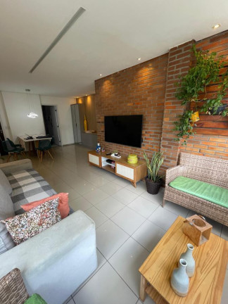 Imagem Imóvel com 3 Quartos à Venda, 111 m² em Casa Forte - Recife Imagem Imóvel com 3 Quartos à Venda, 111 m² em Casa Forte - Recife