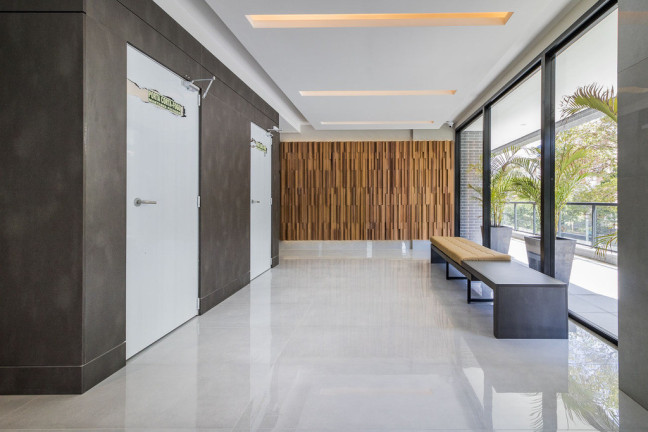 Imagem Imóvel com 1 Quarto à Venda, 76 m² em Rio Branco - Porto Alegre Imagem Imóvel com 1 Quarto à Venda, 76 m² em Rio Branco - Porto Alegre