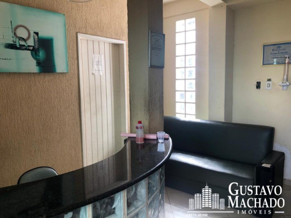 Imagem Casa com 5 Quartos à Venda, 228 m² em Centro - Volta Redonda