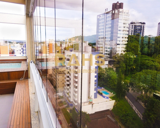 Imagem Cobertura com 3 Quartos à Venda, 301 m² em Atiradores - Joinville