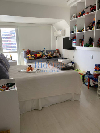 Imagem Apartamento com 4 Quartos à Venda, 301 m² em Barra Da Tijuca - Rio De Janeiro