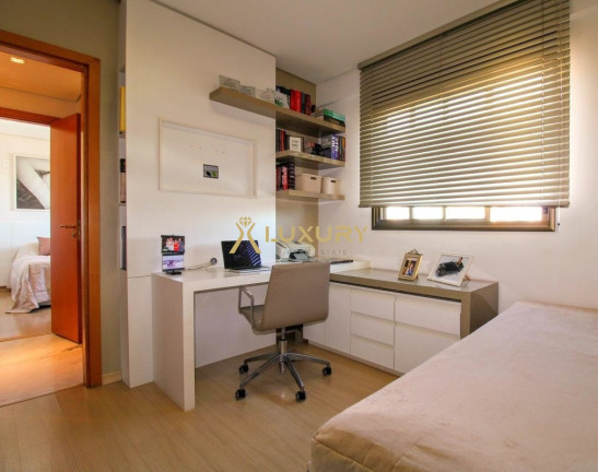 Imagem Imóvel com 4 Quartos à Venda, 165 m² em Carmo - Belo Horizonte Imagem Imóvel com 4 Quartos à Venda, 165 m² em Carmo - Belo Horizonte