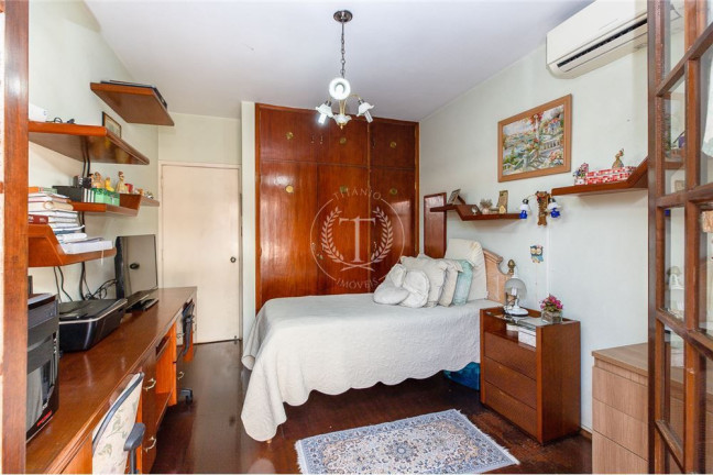 Imagem Casa com 4 Quartos à Venda, 250 m² em Brooklin Paulista - São Paulo Imagem Casa com 4 Quartos à Venda, 250 m² em Brooklin Paulista - São Paulo