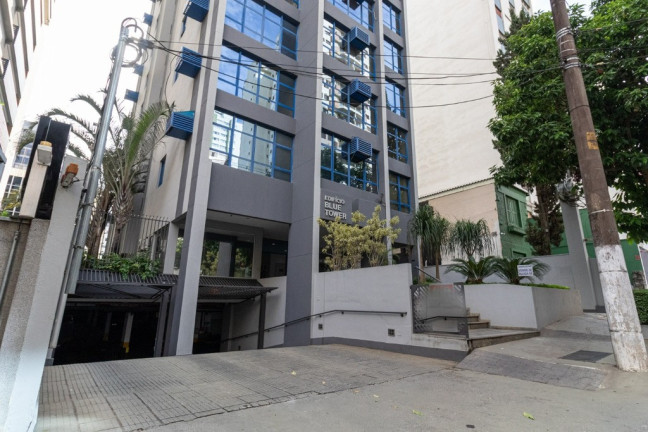 Sala Comercial à Venda, 32 m² em Cerqueira César - São Paulo