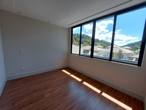 Imagem Casa com 4 Quartos à Venda, 400 m² em Albuquerque - Teresópolis