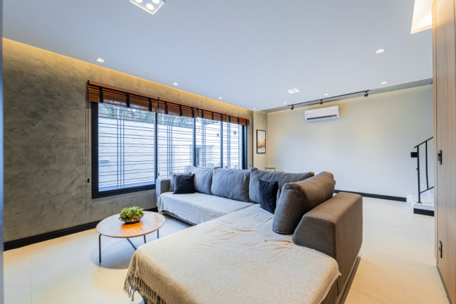 Imagem Casa com 4 Quartos à Venda, 200 m² em Indianópolis - São Paulo Imagem Casa com 4 Quartos à Venda, 200 m² em Indianópolis - São Paulo