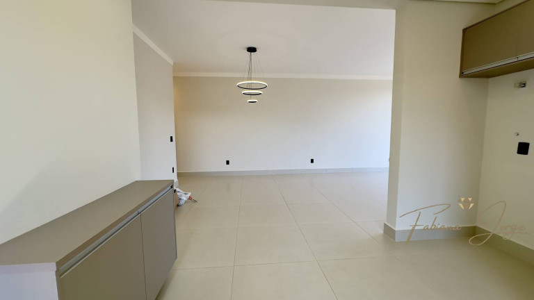 Imagem Casa com 3 Quartos à Venda, 300 m² em Roncáglia - Valinhos