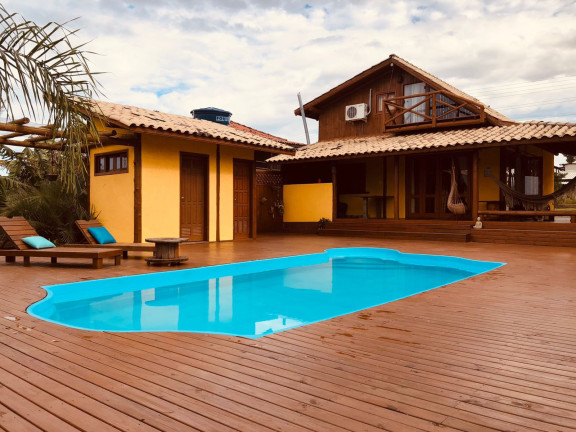 Imagem Imóvel com 6 Quartos à Venda, 250 m² em Praia Do Rosa - Imbituba Imagem Imóvel com 6 Quartos à Venda, 250 m² em Praia Do Rosa - Imbituba