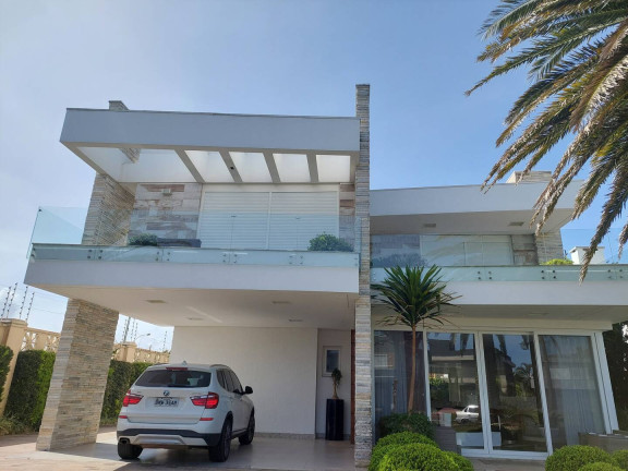 Imagem Casa com 5 Quartos à Venda, em Maristela - Xangri-lá Imagem Casa com 5 Quartos à Venda, em Maristela - Xangri-lá