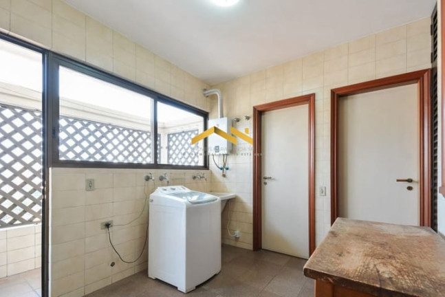 Imagem Apartamento com 4 Quartos à Venda, 246 m² em Pinheiros - São Paulo Imagem Apartamento com 4 Quartos à Venda, 246 m² em Pinheiros - São Paulo