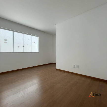 Imagem Casa com 3 Quartos à Venda, 110 m² Imagem Casa com 3 Quartos à Venda, 110 m²