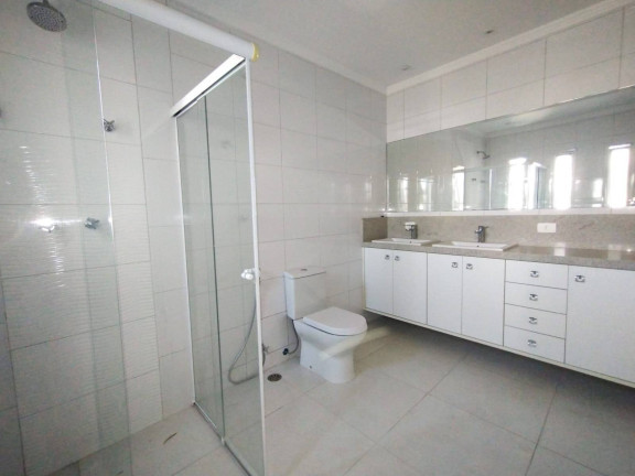 Imagem Casa com 4 Quartos à Venda, em Osasco Imagem Casa com 4 Quartos à Venda, em Osasco