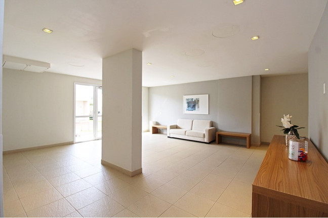 Imagem Imóvel com 2 Quartos à Venda, 51 m² em Humaitá - Porto Alegre Imagem Imóvel com 2 Quartos à Venda, 51 m² em Humaitá - Porto Alegre