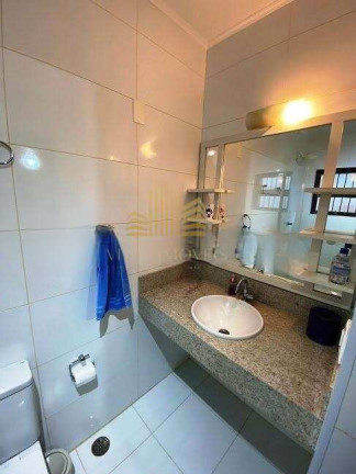 Imagem Sobrado com 3 Quartos à Venda, 244 m² em Jardim Santa Genebra - Campinas Imagem Sobrado com 3 Quartos à Venda, 244 m² em Jardim Santa Genebra - Campinas