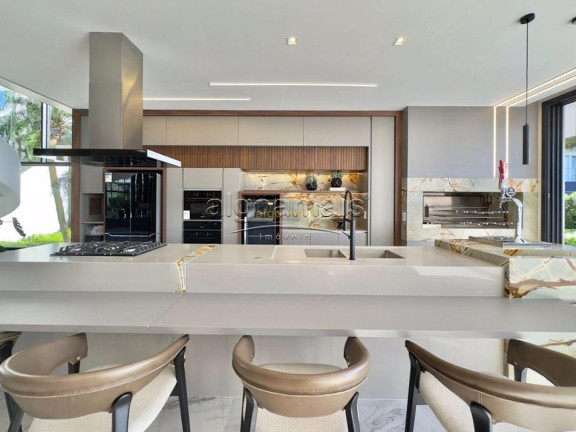 Imagem Casa com 5 Quartos à Venda, 596 m² em Condominio Velas Da Marina - Capão Da Canoa Imagem Casa com 5 Quartos à Venda, 596 m² em Condominio Velas Da Marina - Capão Da Canoa