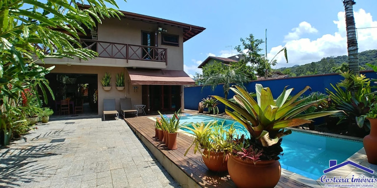 Sobrado com 3 Quartos à Venda, 132 m² em Horto Florestal - Ubatuba