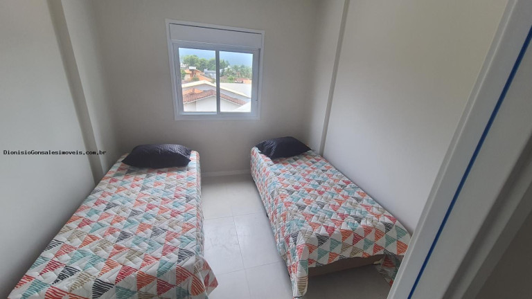 Imagem Apartamento com 2 Quartos à Venda, 64 m² em Centro - Peruíbe