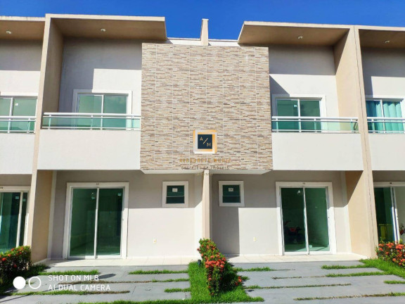 Imagem Casa com 3 Quartos à Venda, em Centro - Eusébio Imagem Casa com 3 Quartos à Venda, em Centro - Eusébio