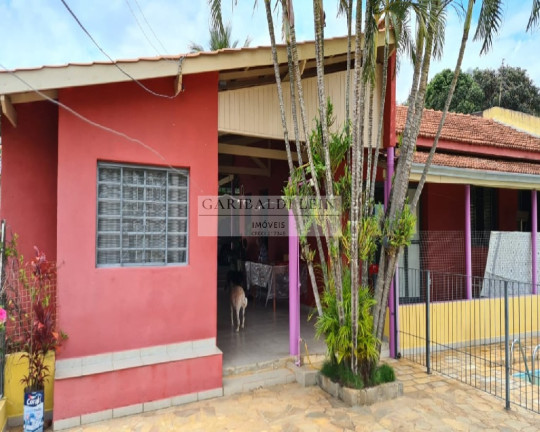 Imagem Imóvel com 3 Quartos à Venda, 200 m² em Parque Flamboyant - Amparo Imagem Imóvel com 3 Quartos à Venda, 200 m² em Parque Flamboyant - Amparo
