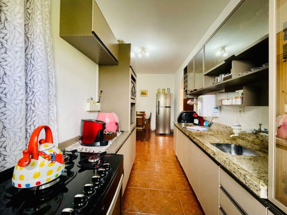 Imagem Casa com 4 Quartos à Venda, 242 m² em Garcia - Blumenau Imagem Casa com 4 Quartos à Venda, 242 m² em Garcia - Blumenau