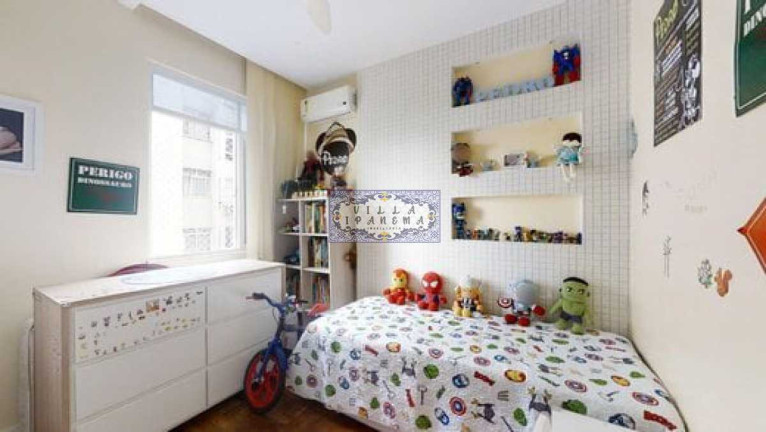 Imagem Apartamento com 2 Quartos à Venda, 71 m² em Lagoa - Rio De Janeiro Imagem Apartamento com 2 Quartos à Venda, 71 m² em Lagoa - Rio De Janeiro