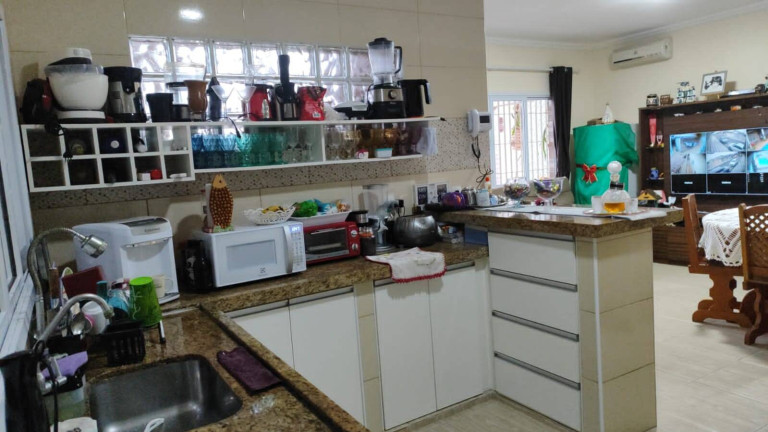 Imagem Casa com 2 Quartos à Venda, 260 m² em Mirim - Praia Grande Imagem Casa com 2 Quartos à Venda, 260 m² em Mirim - Praia Grande