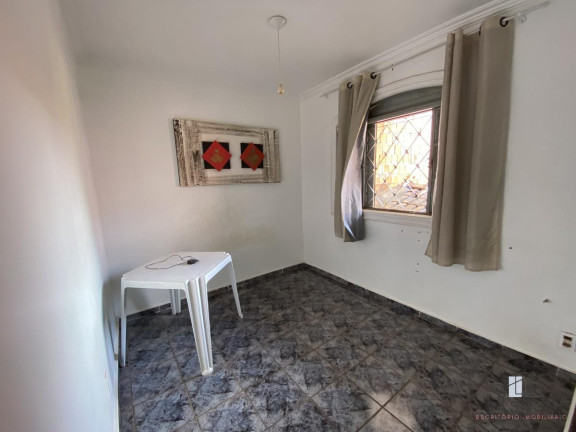 Imagem Sobrado com 3 Quartos à Venda, 128 m²