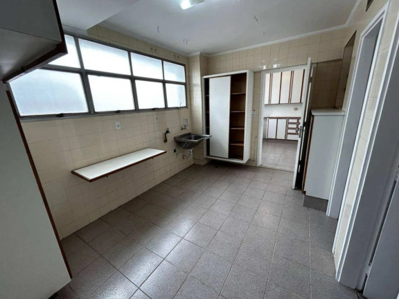 Imagem Apartamento com 3 Quartos à Venda, 190 m² Imagem Apartamento com 3 Quartos à Venda, 190 m²