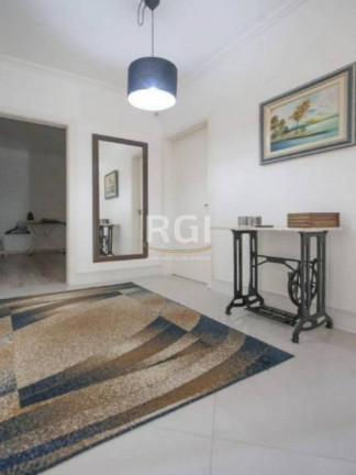 Imagem Casa com 4 Quartos à Venda, 369 m² em Sarandi - Porto Alegre Imagem Casa com 4 Quartos à Venda, 369 m² em Sarandi - Porto Alegre
