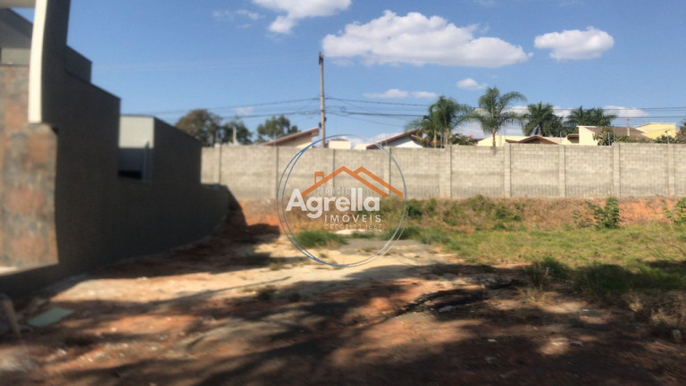 Imagem Imóvel à Venda, 258 m² em Condominio Mont Serrat - Mogi Mirim Imagem Imóvel à Venda, 258 m² em Condominio Mont Serrat - Mogi Mirim