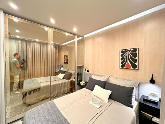 Imagem Apartamento com 2 Quartos à Venda, 33 m² Imagem Apartamento com 2 Quartos à Venda, 33 m²