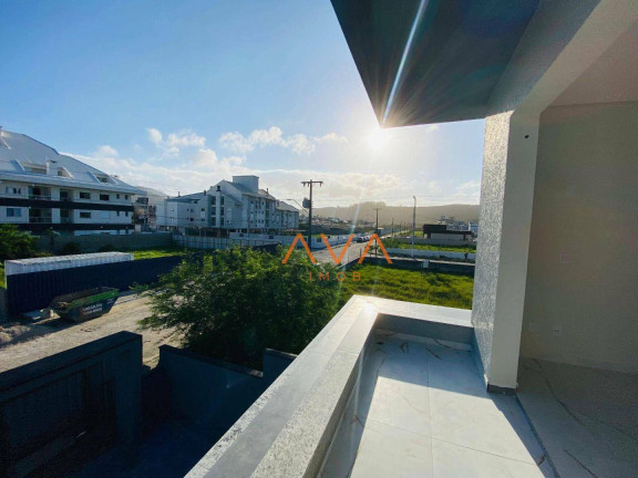 Imagem Casa com 3 Quartos à Venda, 206 m² em Ingleses - Florianópolis Imagem Casa com 3 Quartos à Venda, 206 m² em Ingleses - Florianópolis