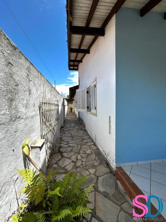 Imagem Casa com 5 Quartos à Venda, 140 m² em Centro - Ubatuba Imagem Casa com 5 Quartos à Venda, 140 m² em Centro - Ubatuba