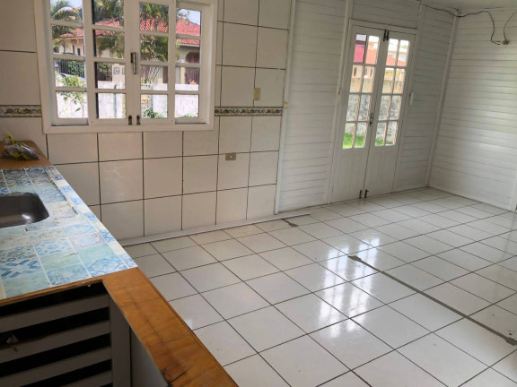 Imagem Casa com 3 Quartos à Venda, em Campeche - Florianópolis Imagem Casa com 3 Quartos à Venda, em Campeche - Florianópolis