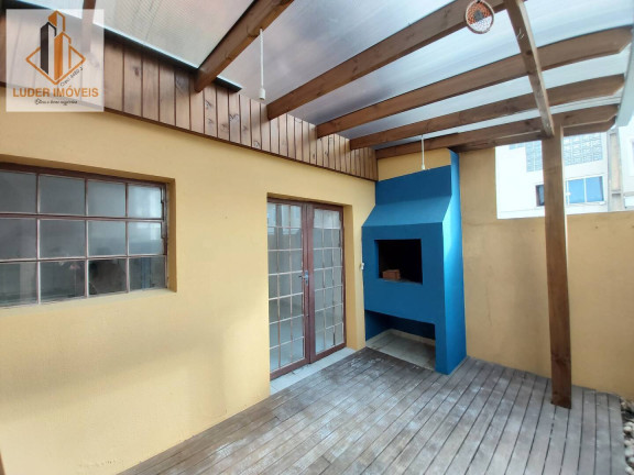 Imagem Sobrado com 3 Quartos à Venda, 123 m² em Novo Mundo - Curitiba