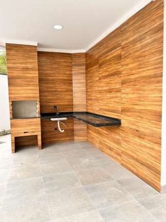Imagem Casa com 3 Quartos à Venda, 250 m² em Caiçara - Praia Grande Imagem Casa com 3 Quartos à Venda, 250 m² em Caiçara - Praia Grande