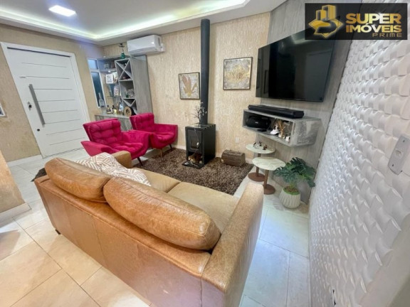 Imagem Casa com 3 Quartos à Venda, 360 m² em Laranjal - Pelotas